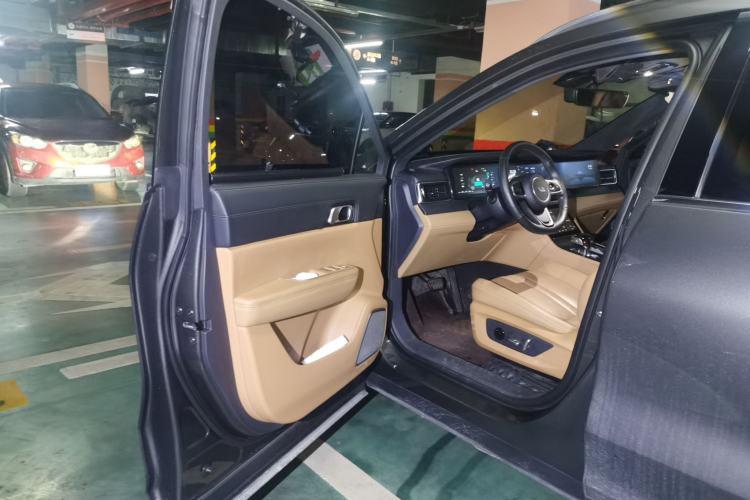 Used Li Auto ONE 2020 Extended-Range 6-Seater Version Driver Seat