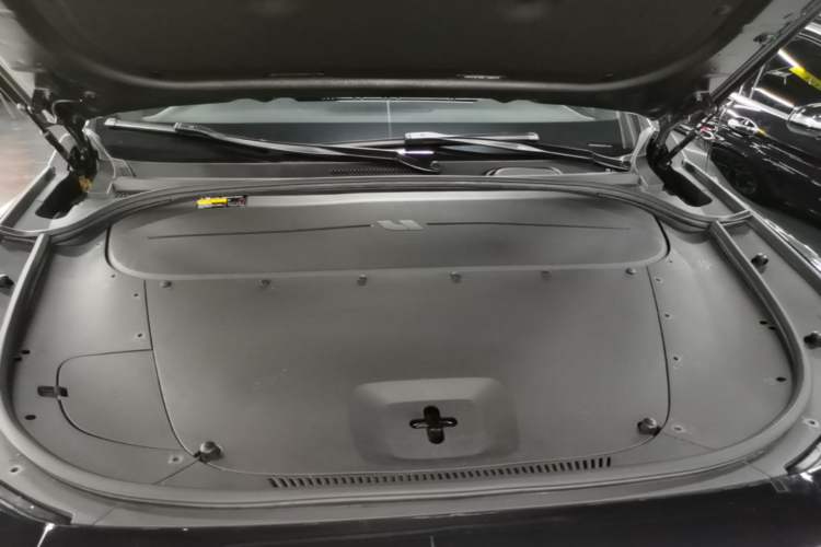 Used Li Auto ONE 2020 Extended-Range 6-Seater Version Engine Bay