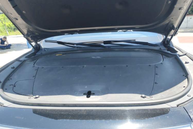 Used Li Auto ONE 2020 Extended-Range 6-Seater Version Engine Bay