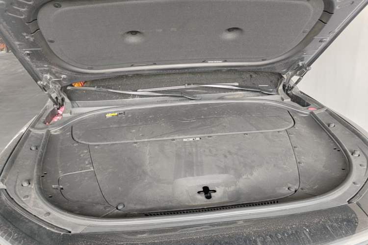 Used Li Auto ONE 2020 Range-Extended 7-Seater Version Engine Bay