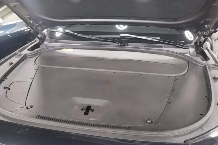 Used Li Auto ONE 2020 Extended-Range 6-Seater Version Engine Bay