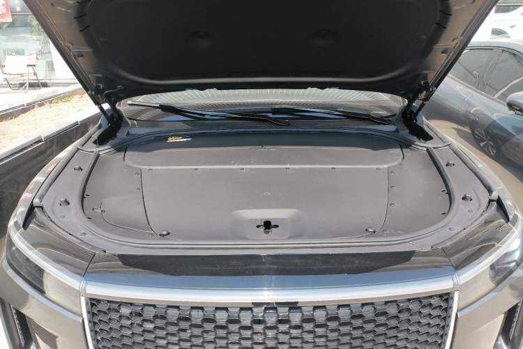 Used Li Auto ONE 2020 Extended-Range 6-Seater Version Engine Bay