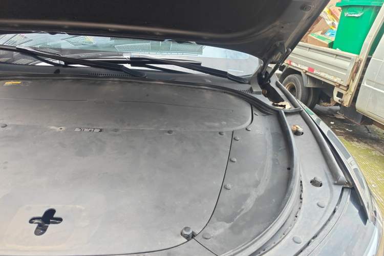 Used Li Auto ONE 2020 Extended-Range 6-Seater Version Engine Bay Left