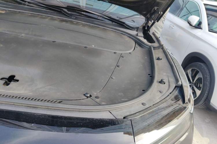 Used Li Auto ONE 2020 Extended-Range 6-Seater Version Engine Bay Left