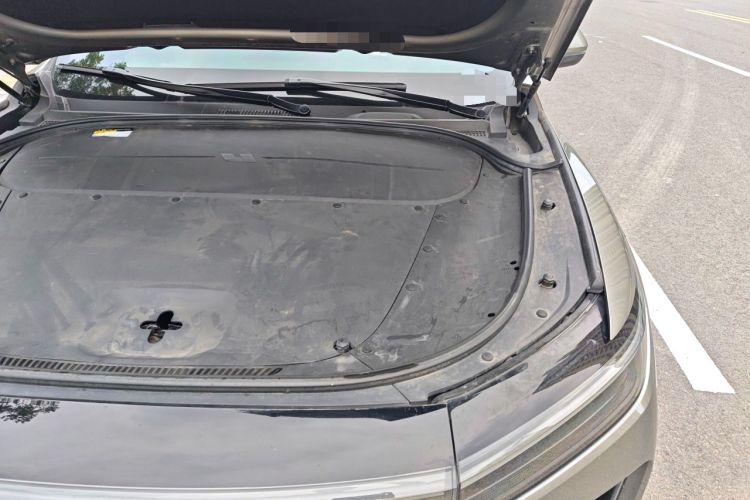 Used Li Auto ONE 2020 Extended-Range 6-Seater Version Engine Bay Left