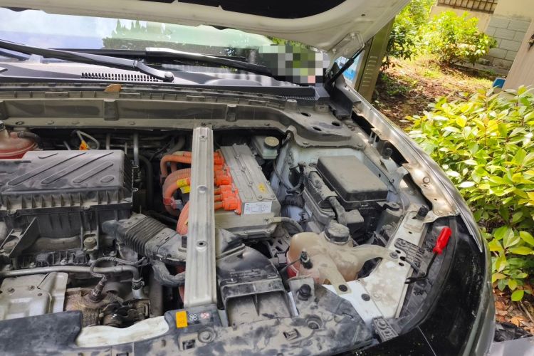 Used Li Auto ONE 2020 Extended-Range 6-Seater Version Engine Bay Left