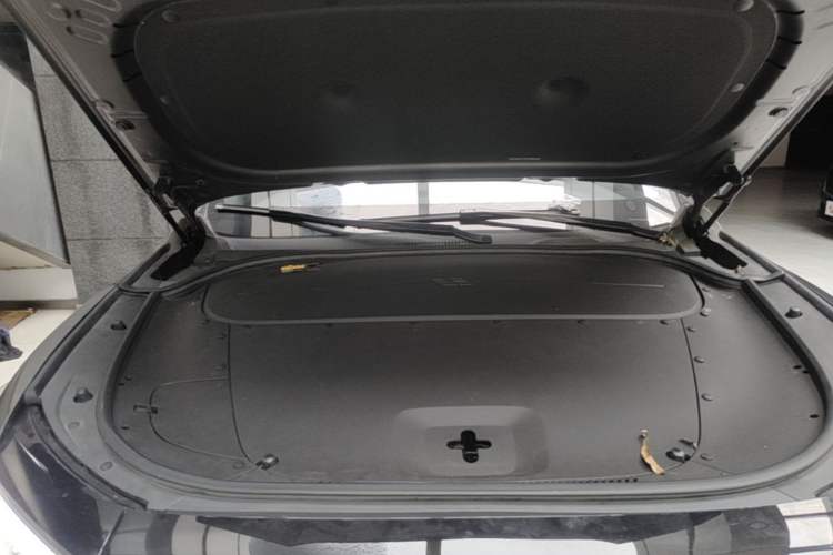 Used Li Auto ONE 2020 Extended-Range 6-Seater Version Engine Bay