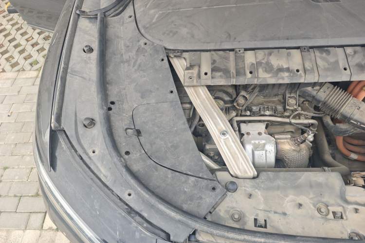 Used Li Auto ONE 2020 Extended-Range 6-Seater Version Engine Bay Right