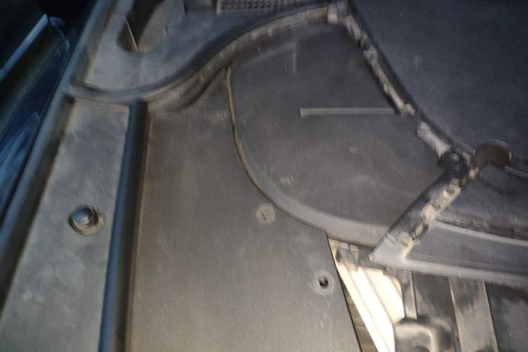 Used Li Auto ONE 2020 Extended-Range 6-Seater Version Engine Bay Right