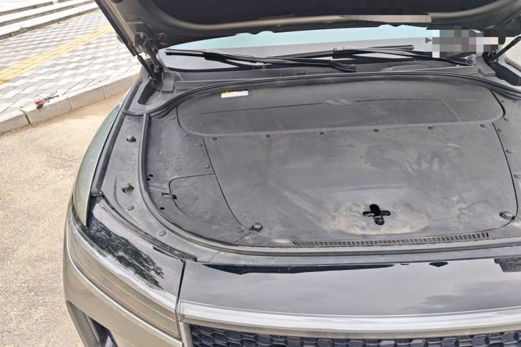 Used Li Auto ONE 2020 Extended-Range 6-Seater Version Engine Bay Right