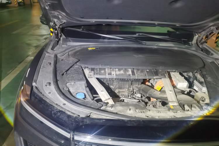 Used Li Auto ONE 2020 Extended-Range 6-Seater Version Engine Bay Right