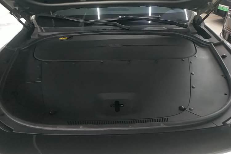Used Li Auto ONE 2020 Extended-Range 6-Seater Version Engine Bay