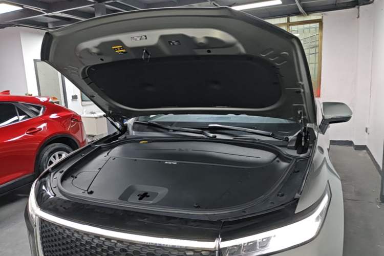 Used Li Auto ONE 2020 Extended-Range 6-Seater Version Engine Bay