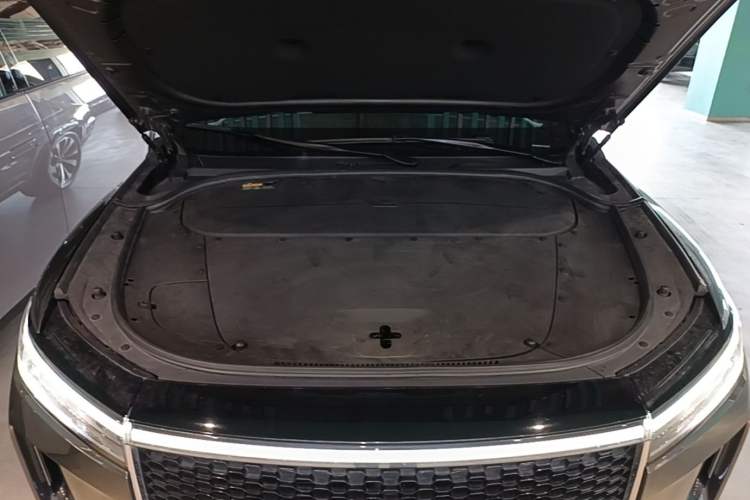 Used Li Auto ONE 2020 Extended-Range 6-Seater Version Engine Bay