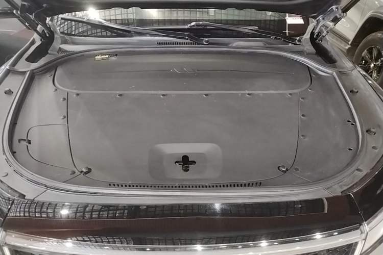 Used Li Auto ONE 2020 Extended-Range 6-Seater Version Engine Bay