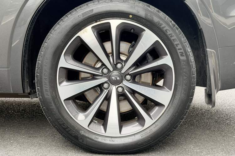 Used Li Auto ONE 2020 Extended-Range 6-Seater Version Exterior 11