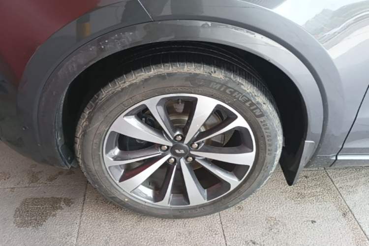 Used Li Auto ONE 2020 Extended-Range 6-Seater Version Exterior 2