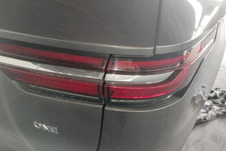 Used Li Auto ONE 2020 Range-Extended 7-Seater Version Exterior 3