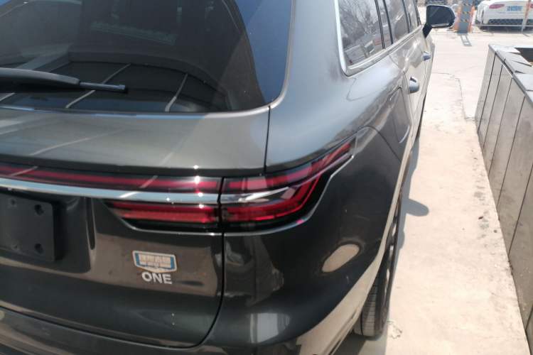 Used Li Auto ONE 2020 Extended-Range 6-Seater Version Exterior 3