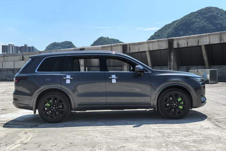 Used Li Auto ONE 2020 Extended-Range 6-Seater Version Exterior 3