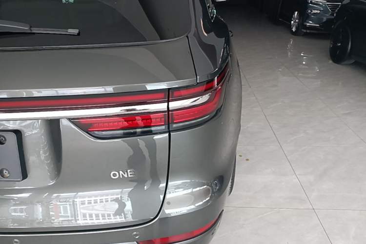 Used Li Auto ONE 2020 Extended-Range 6-Seater Version Exterior 3