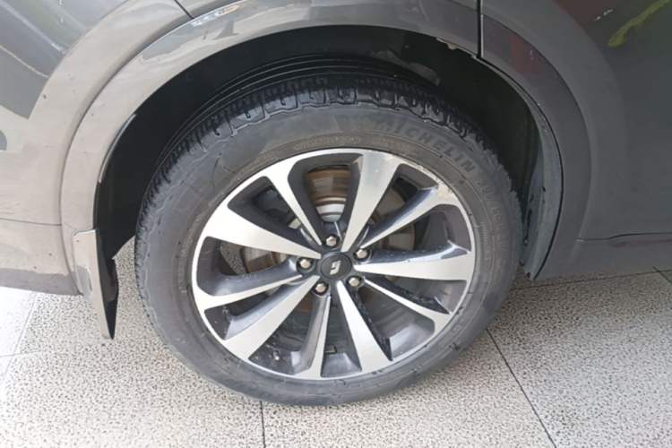 Used Li Auto ONE 2020 Extended-Range 6-Seater Version Exterior 3