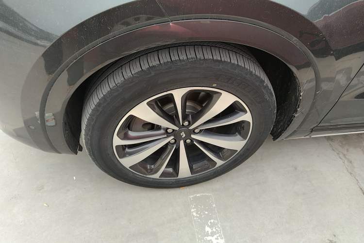 Used Li Auto ONE 2020 Extended-Range 6-Seater Version Exterior 4