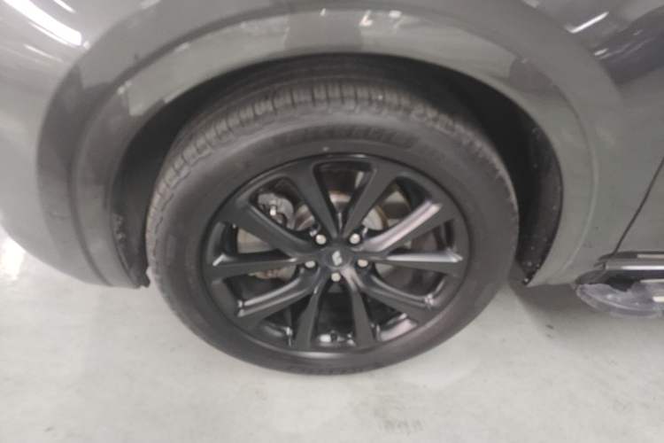 Used Li Auto ONE 2020 Extended-Range 6-Seater Version Exterior 4