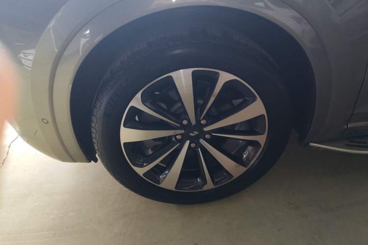 Used Li Auto ONE 2020 Extended-Range 6-Seater Version Exterior 4