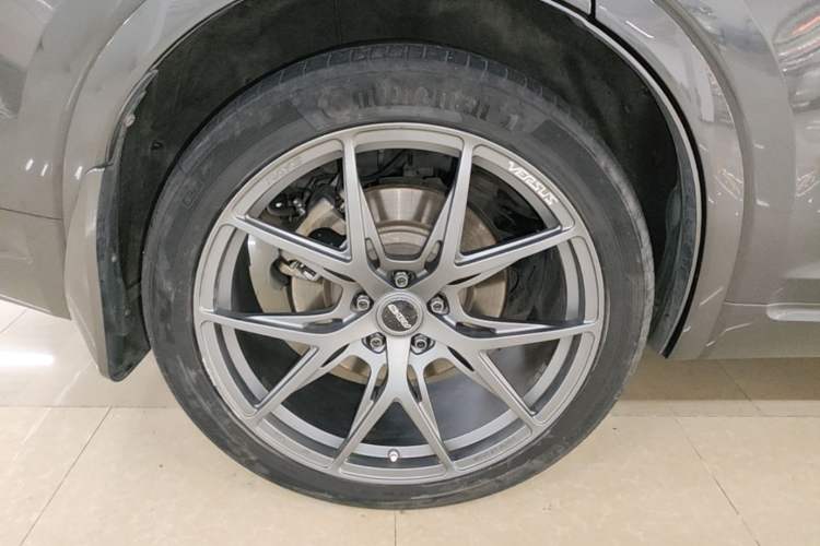 Used Li Auto ONE 2020 Extended-Range 6-Seater Version Exterior 5