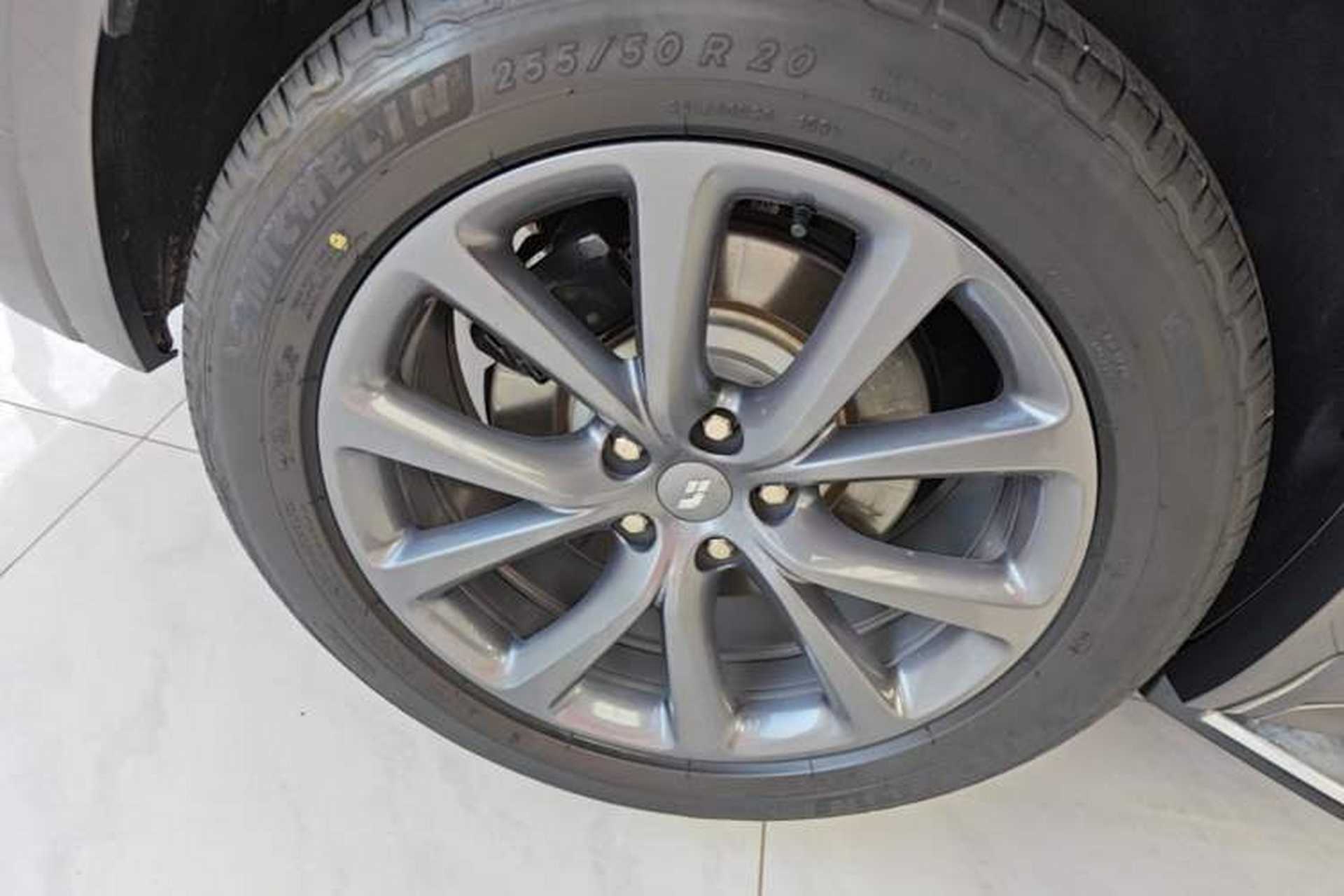 Used Li Auto ONE 2020 Extended-Range 6-Seater Version Exterior 5