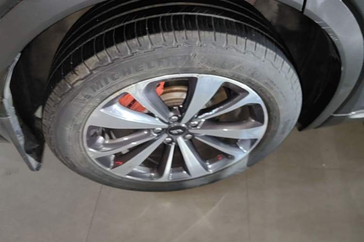 Used Li Auto ONE 2020 Extended-Range 6-Seater Version Exterior 5