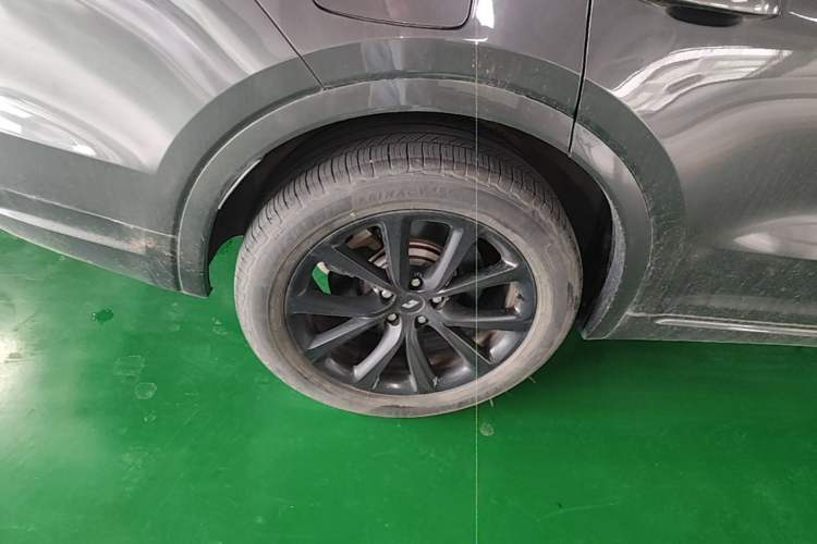 Used Li Auto ONE 2020 Extended-Range 6-Seater Version Exterior 5