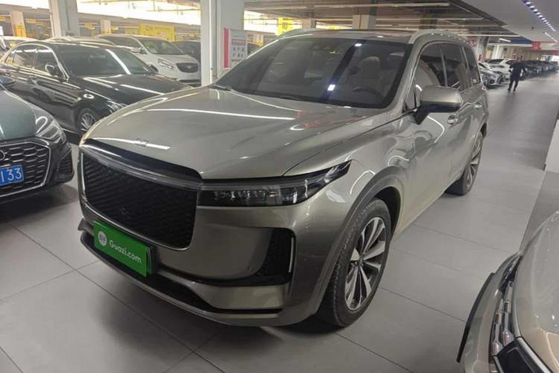 Used Li Auto ONE 2020 Extended-Range 6-Seater Version Front Left 45 Deg