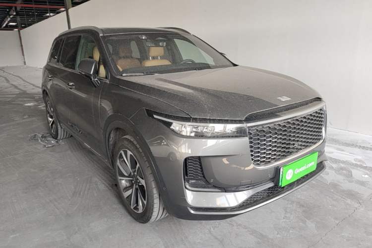 Used Li Auto ONE 2020 Range-Extended 7-Seater Version Front Right 45 Deg