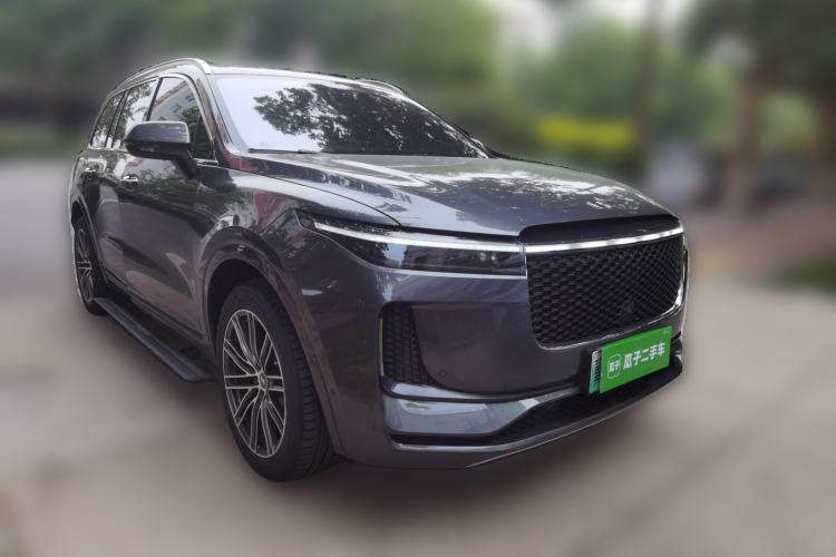 Used Li Auto ONE 2020 Extended-Range 6-Seater Version Front Right 45 Deg