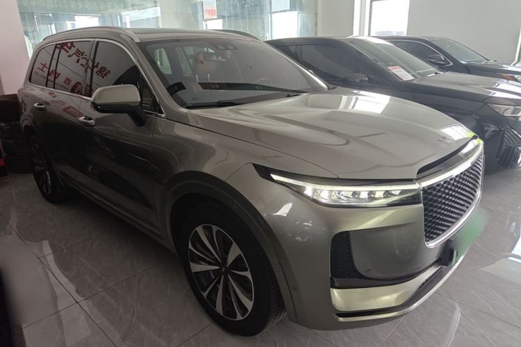 Used Li Auto ONE 2020 Extended-Range 6-Seater Version Front Right 45 Deg