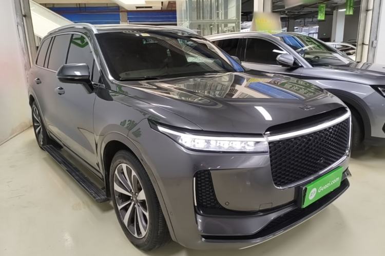 Used Li Auto ONE 2020 Extended-Range 6-Seater Version Front Right 45 Deg