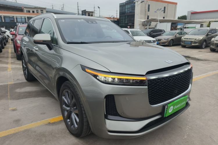 Used Li Auto ONE 2020 Extended-Range 6-Seater Version Front Right 45 Deg