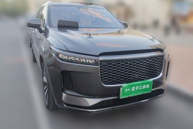 Used Li Auto ONE 2020 Extended-Range 6-Seater Version Front Right 45 Deg