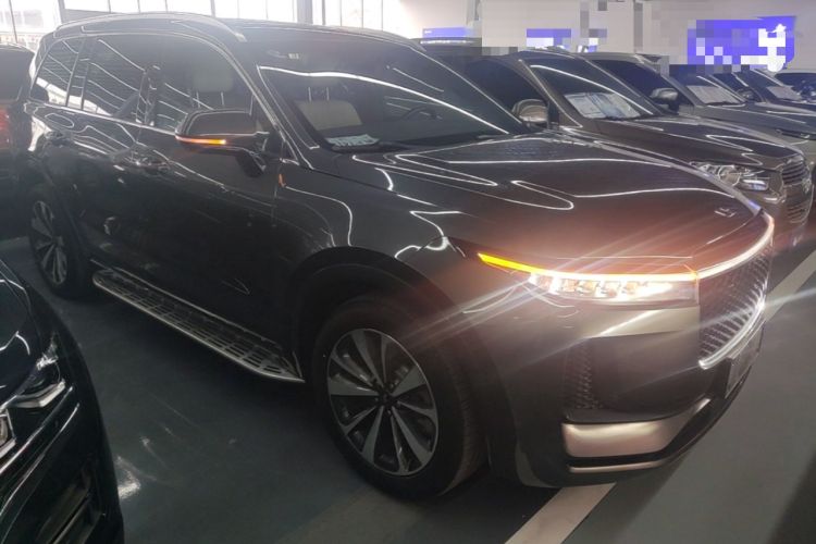 Used Li Auto ONE 2020 Extended-Range 6-Seater Version Front Right 45 Deg