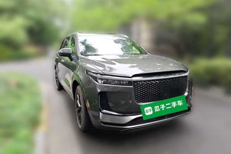 Used Li Auto ONE 2020 Extended-Range 6-Seater Version Front Right 45 Deg