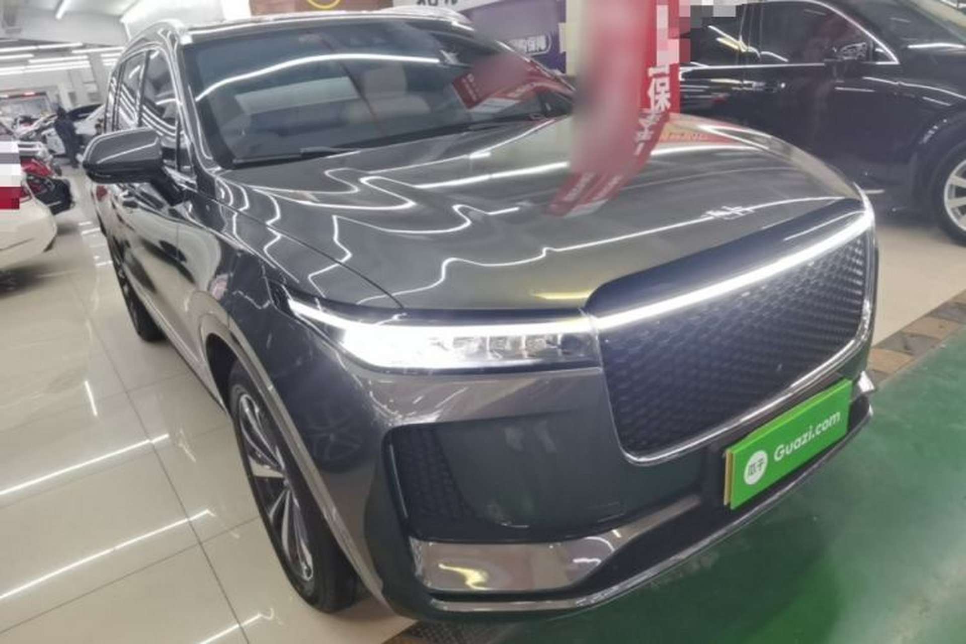 Used Li Auto ONE 2020 Extended-Range 6-Seater Version Front Right 45 Deg