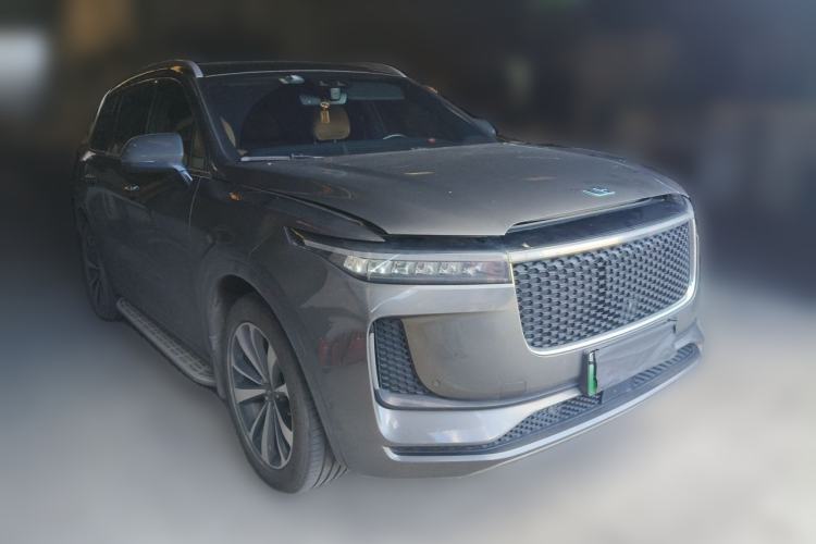 Used Li Auto ONE 2020 Extended-Range 6-Seater Version Front Right 45 Deg
