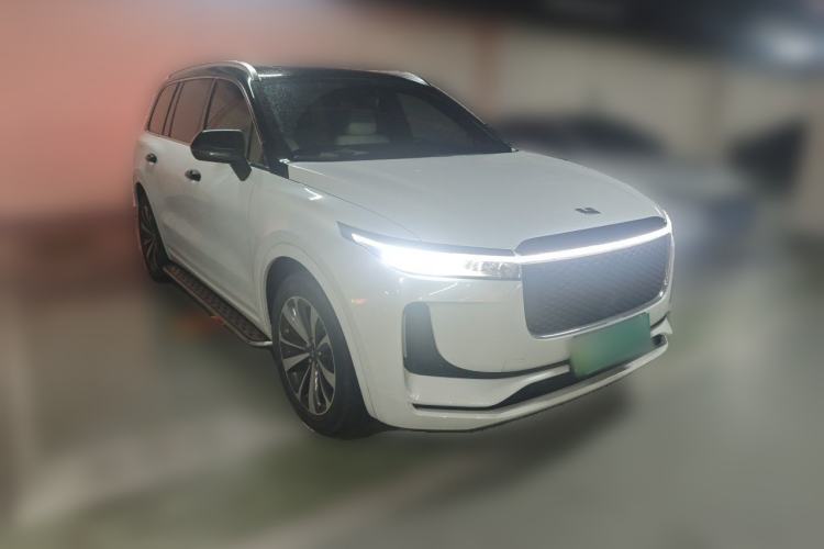 Used Li Auto ONE 2020 Range-Extended 7-Seater Version Front Right 45 Deg