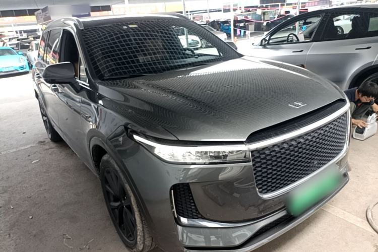 Used Li Auto ONE 2020 Extended-Range 6-Seater Version Front Right 45 Deg