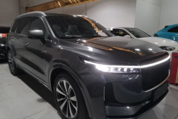 Used Li Auto ONE 2020 Extended-Range 6-Seater Version Front Right 45 Deg