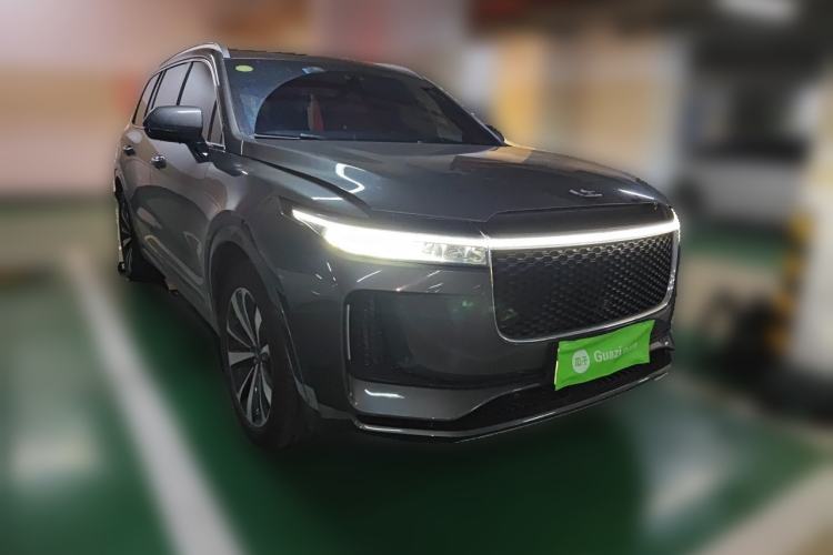 Used Li Auto ONE 2020 Extended-Range 6-Seater Version Front Right 45 Deg