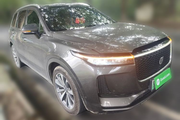 Used Li Auto ONE 2020 Range-Extended 7-Seater Version Front Right 45 Deg
