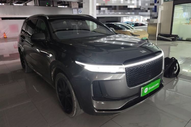 Used Li Auto ONE 2020 Extended-Range 6-Seater Version Front Right 45 Deg